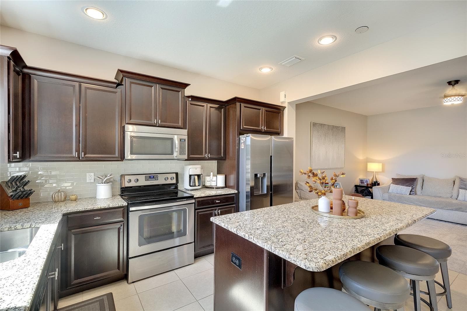 Lots of storage in the kitchen - 12207 TRAILHEAD DR, BRADENTON