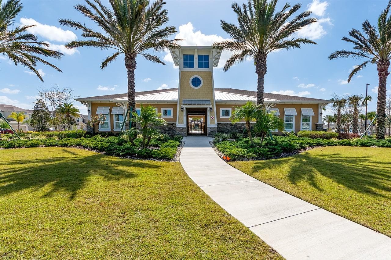 Amenity Center with gym - 12207 TRAILHEAD DR, BRADENTON