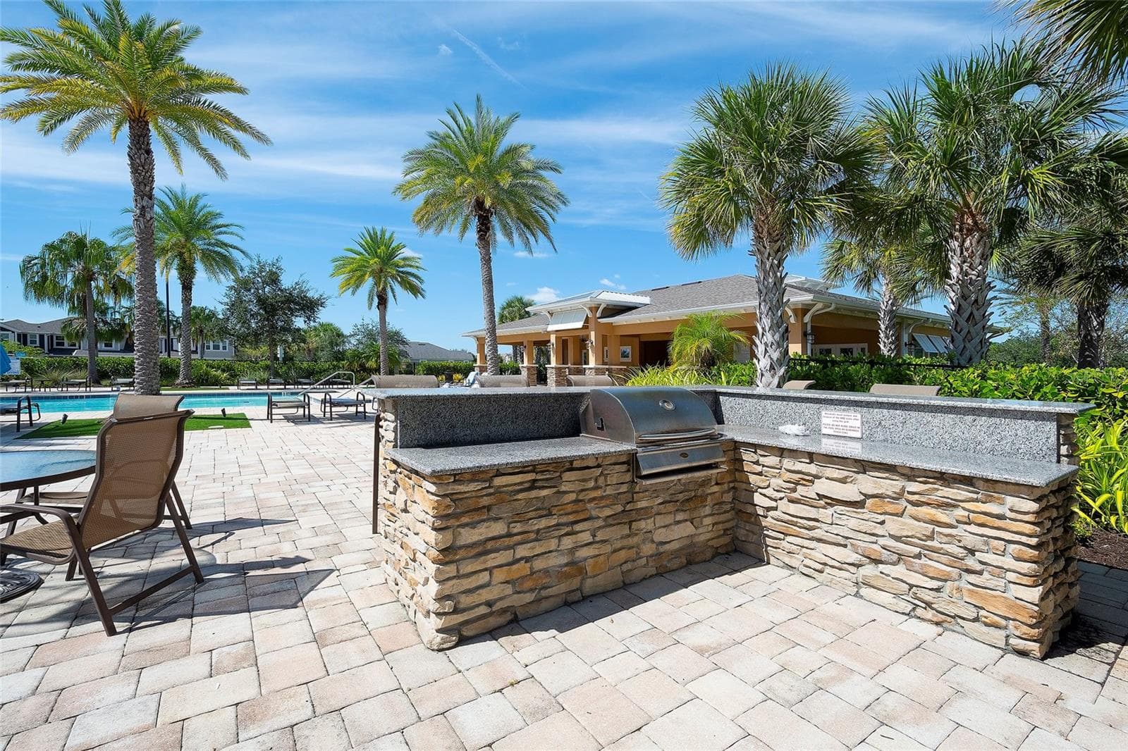 Outdoor gilling for your staycation - 12207 TRAILHEAD DR, BRADENTON