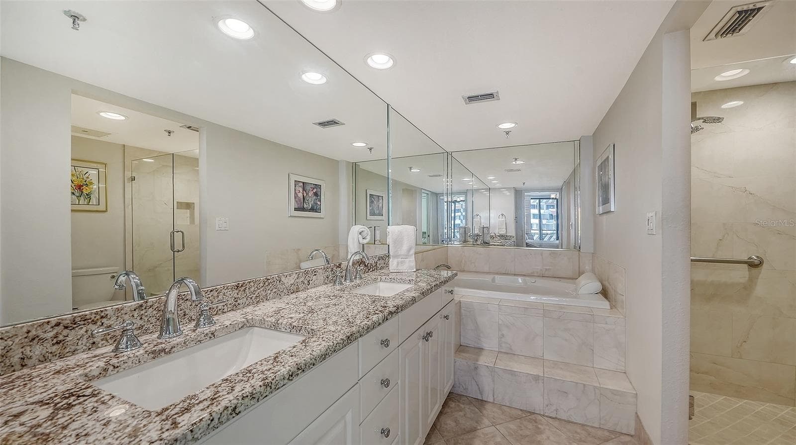 Condominium at 1445 GULF OF MEXICO DR #101, LONGBOAT KEY, photo 23 of 44