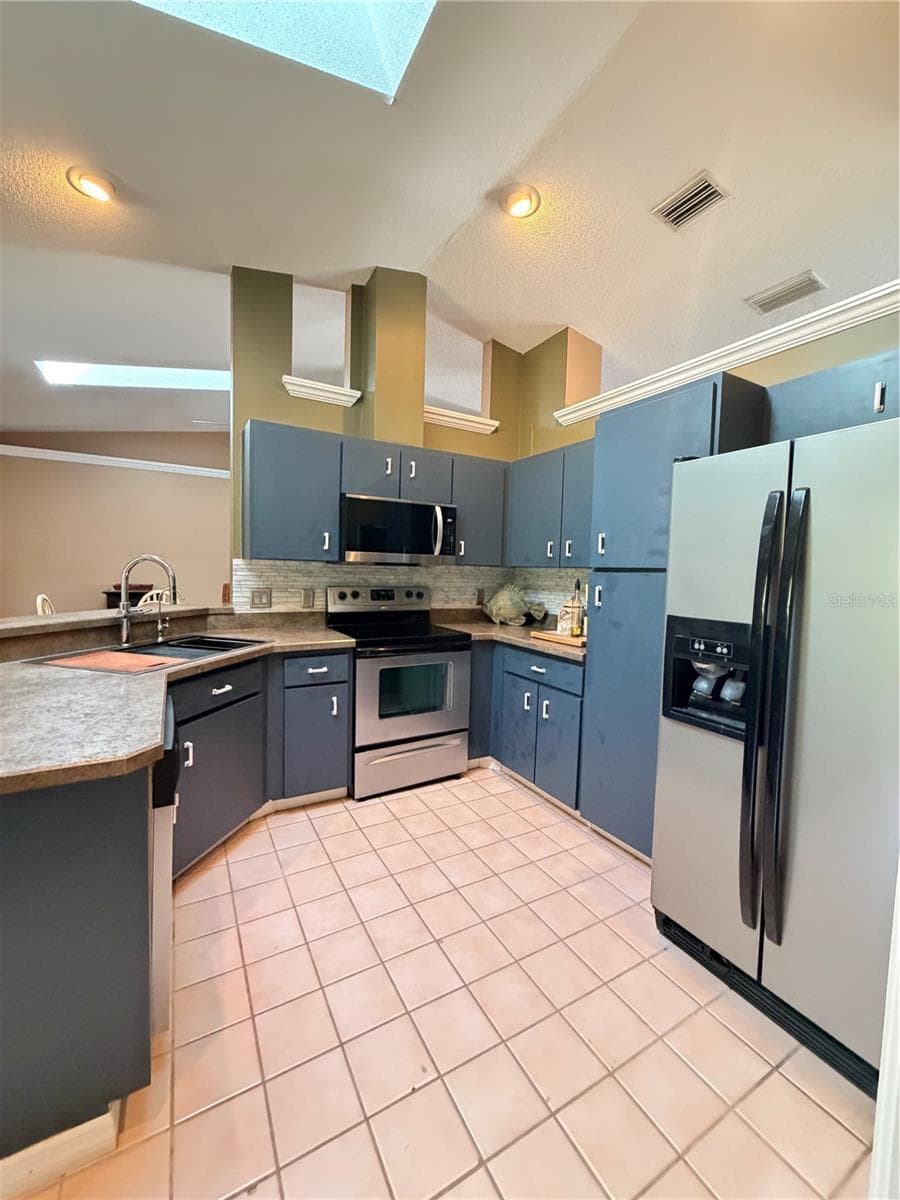 Single Family Residence at 39 PEPPER LN, PALM COAST, photo 10 of 51