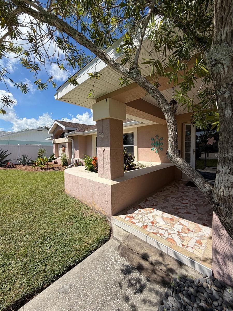 Single Family Residence at 39 PEPPER LN, PALM COAST, photo 4 of 51