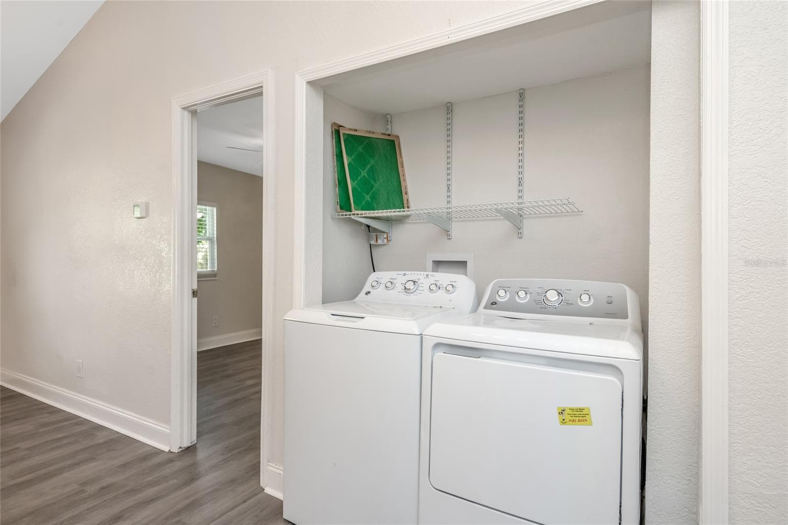 Single Family Residence at 1703 E NEW ORLEANS AVE, TAMPA, photo 14 of 37