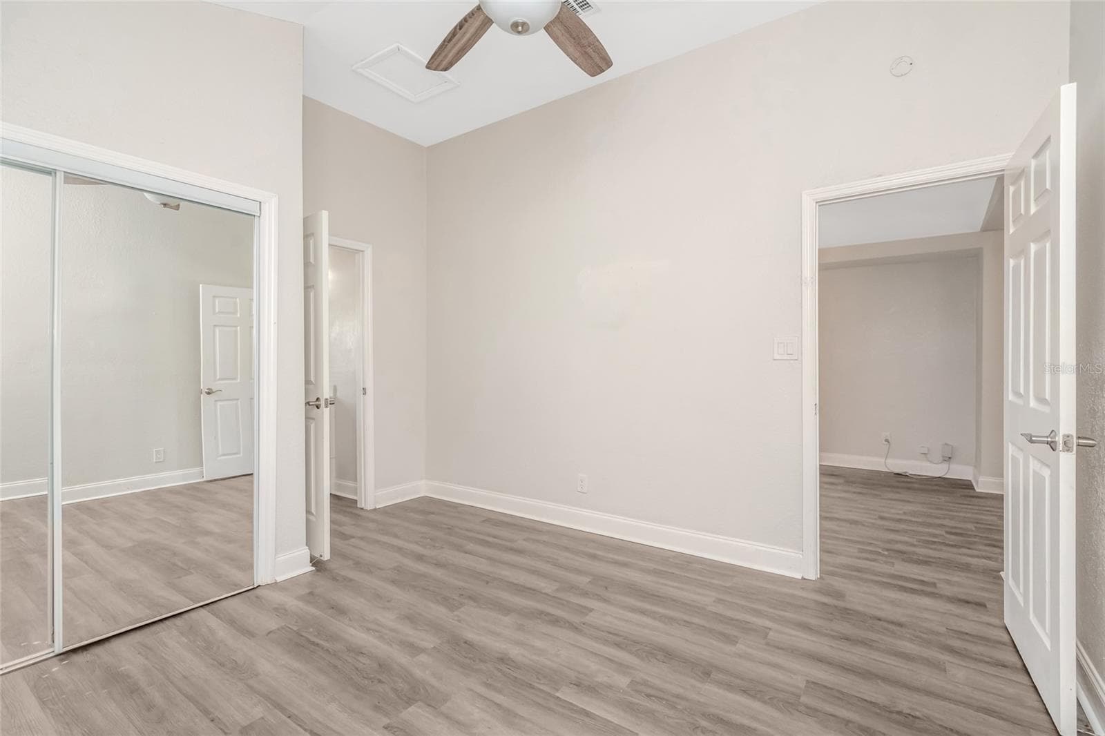 Single Family Residence at 1703 E NEW ORLEANS AVE, TAMPA, photo 21 of 37