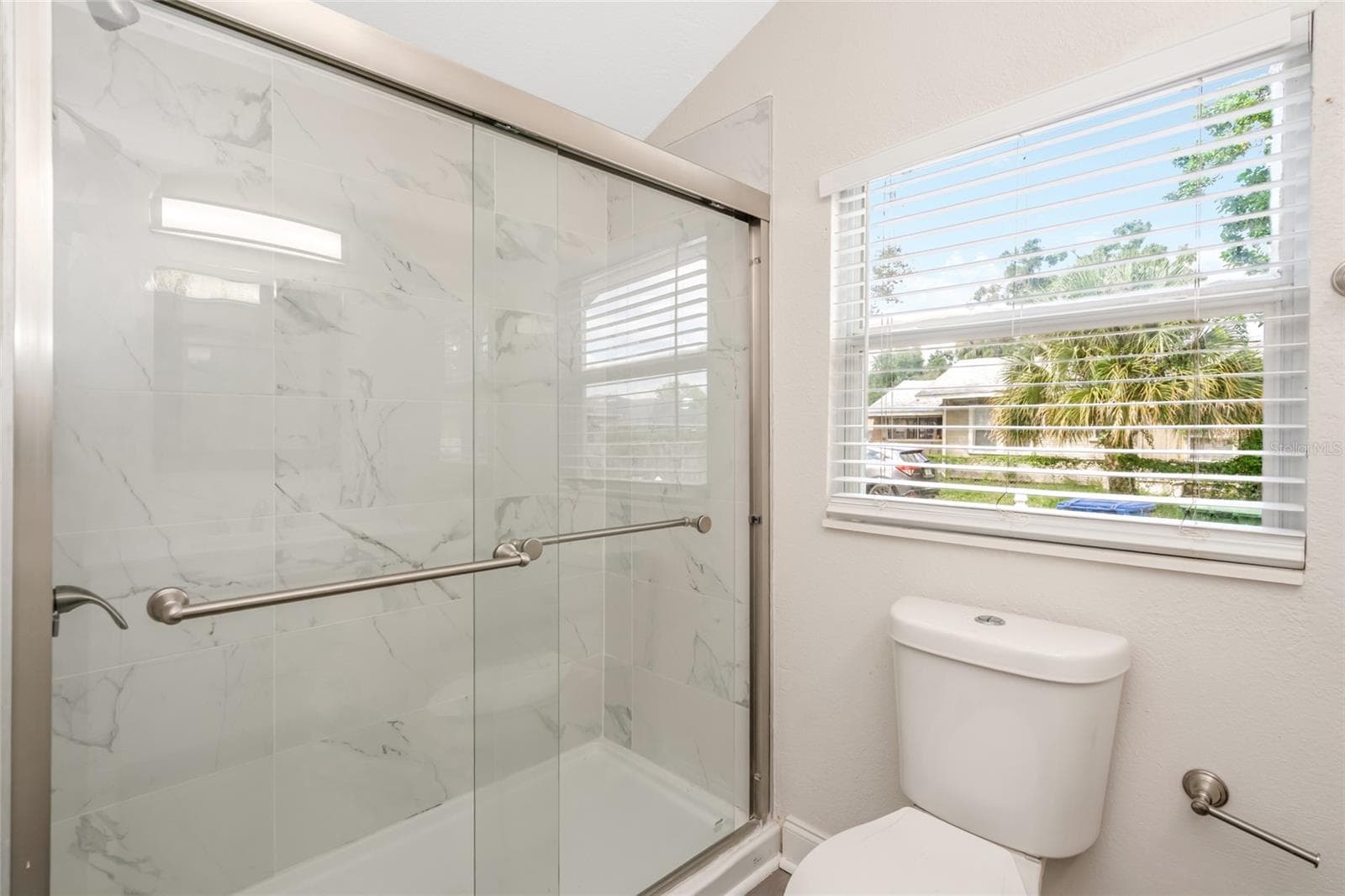 Single Family Residence at 1703 E NEW ORLEANS AVE, TAMPA, photo 24 of 37