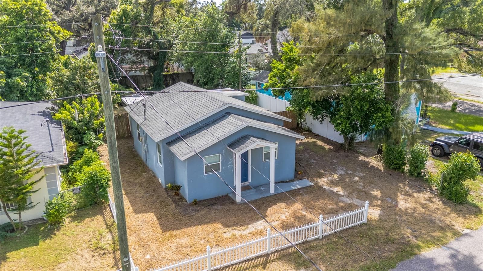 Single Family Residence at 1703 E NEW ORLEANS AVE, TAMPA, photo 33 of 37