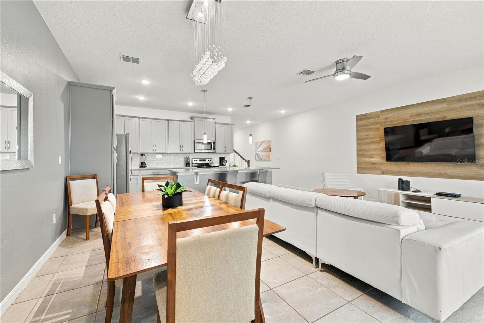 Townhouse at 2166 FLEMING MIST PL, KISSIMMEE, photo 15 of 52