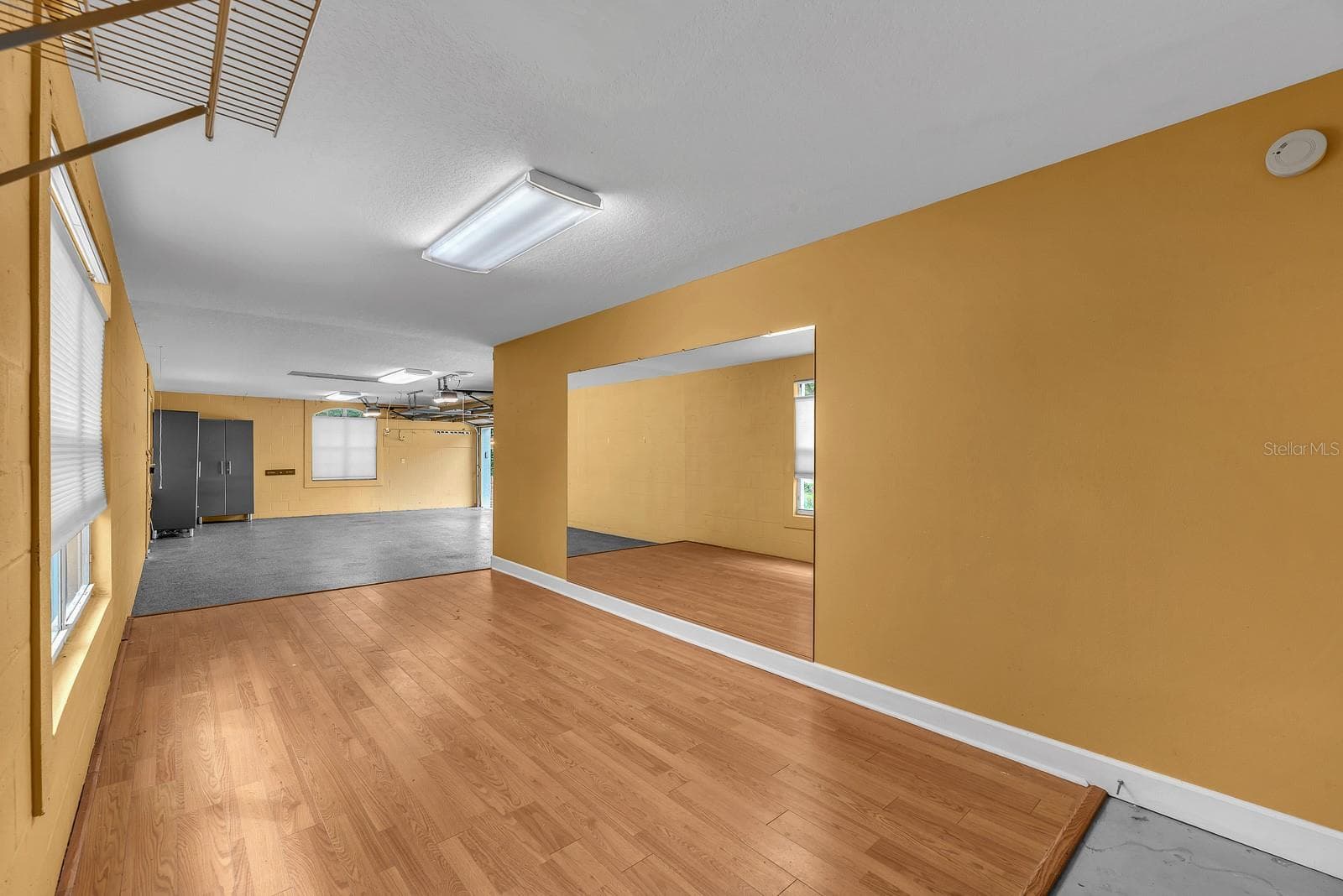 Studio space in garage - 6034 HAMMOCK HILL AVE, LITHIA