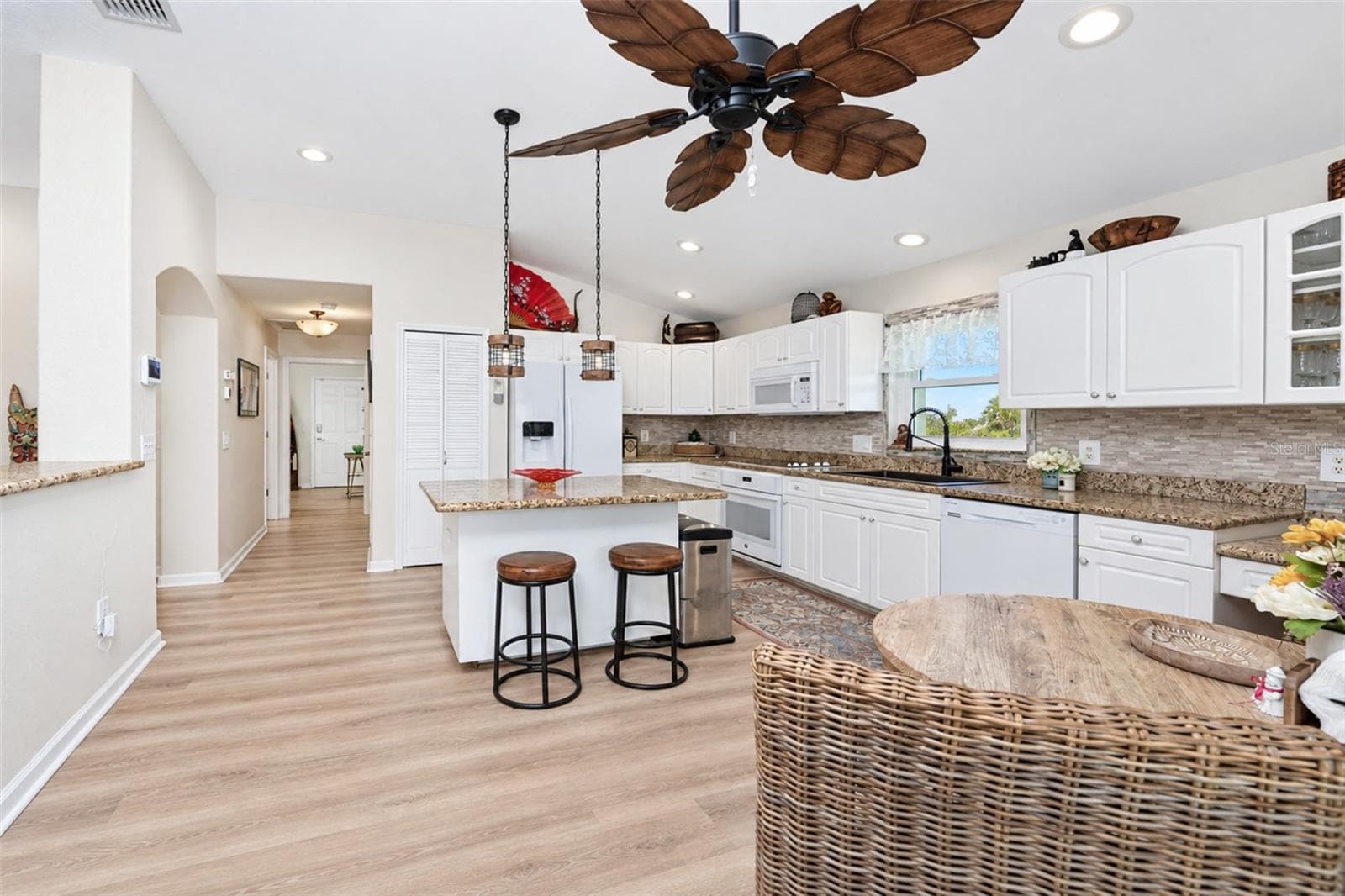 Single Family Residence at 4115 CAPE COLE BLVD, PUNTA GORDA, photo 20 of 91