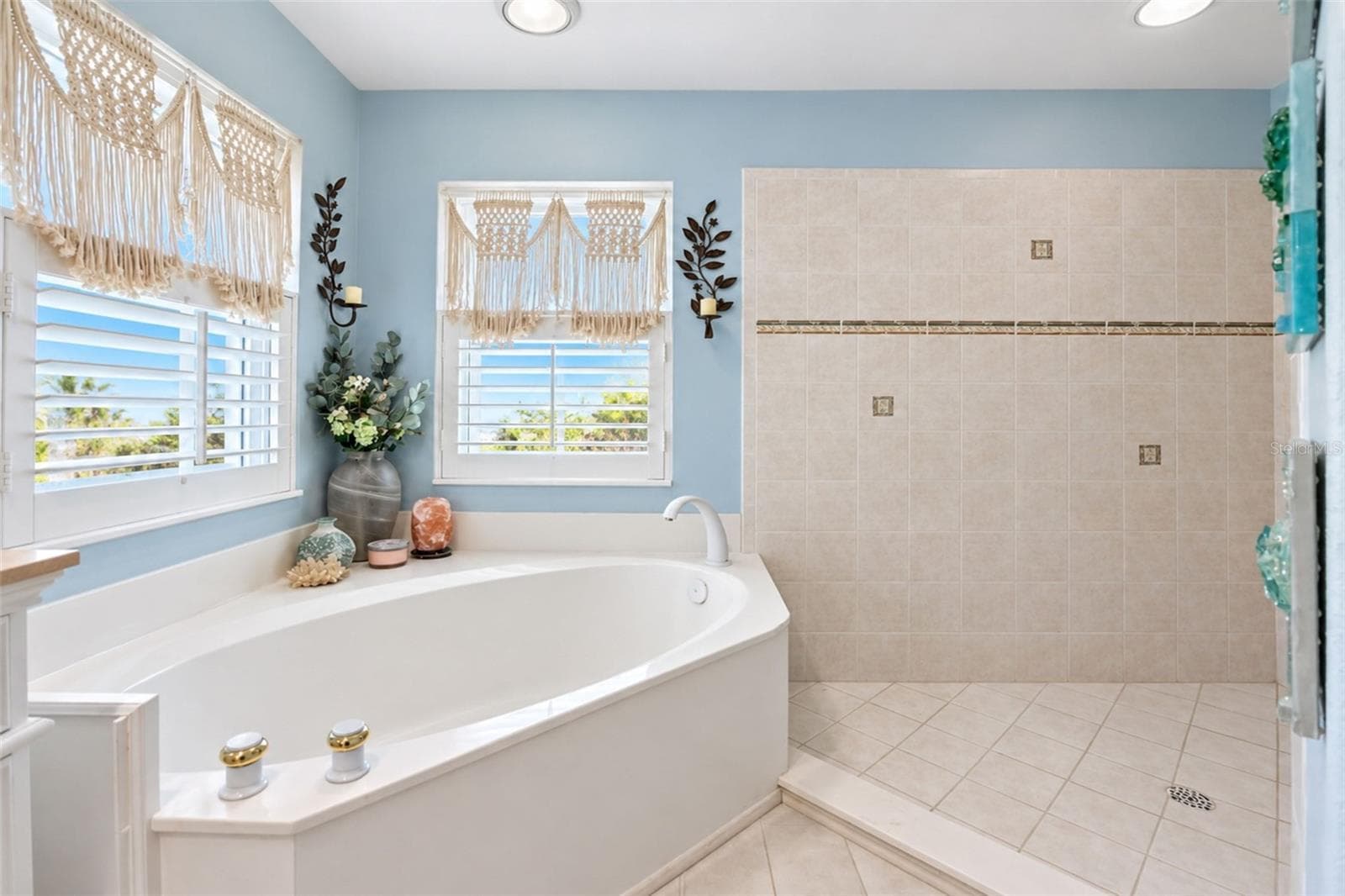 Single Family Residence at 4115 CAPE COLE BLVD, PUNTA GORDA, photo 40 of 91