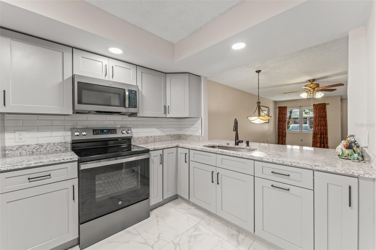 Townhouse at 1285 HERITAGE LN, ORLANDO, photo 12 of 27