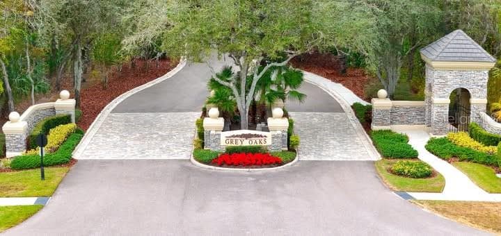 Single Family Residence at 2887 GREY OAKS BLVD, TARPON SPRINGS, photo 3 of 73