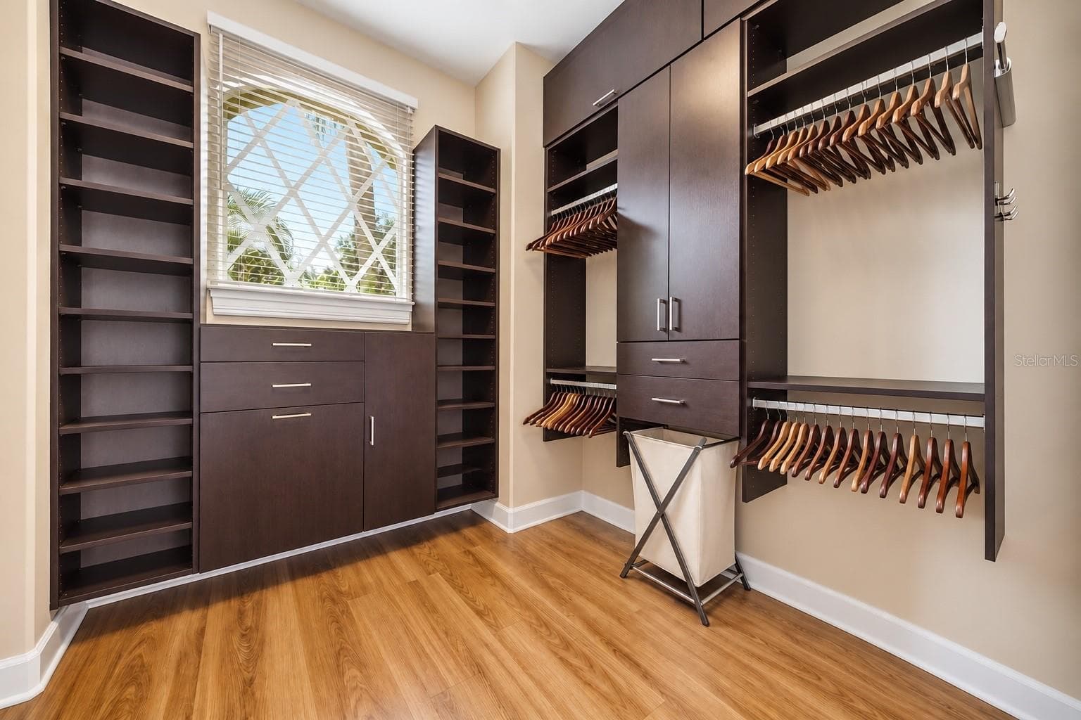 Master closet - 2887 GREY OAKS BLVD, TARPON SPRINGS