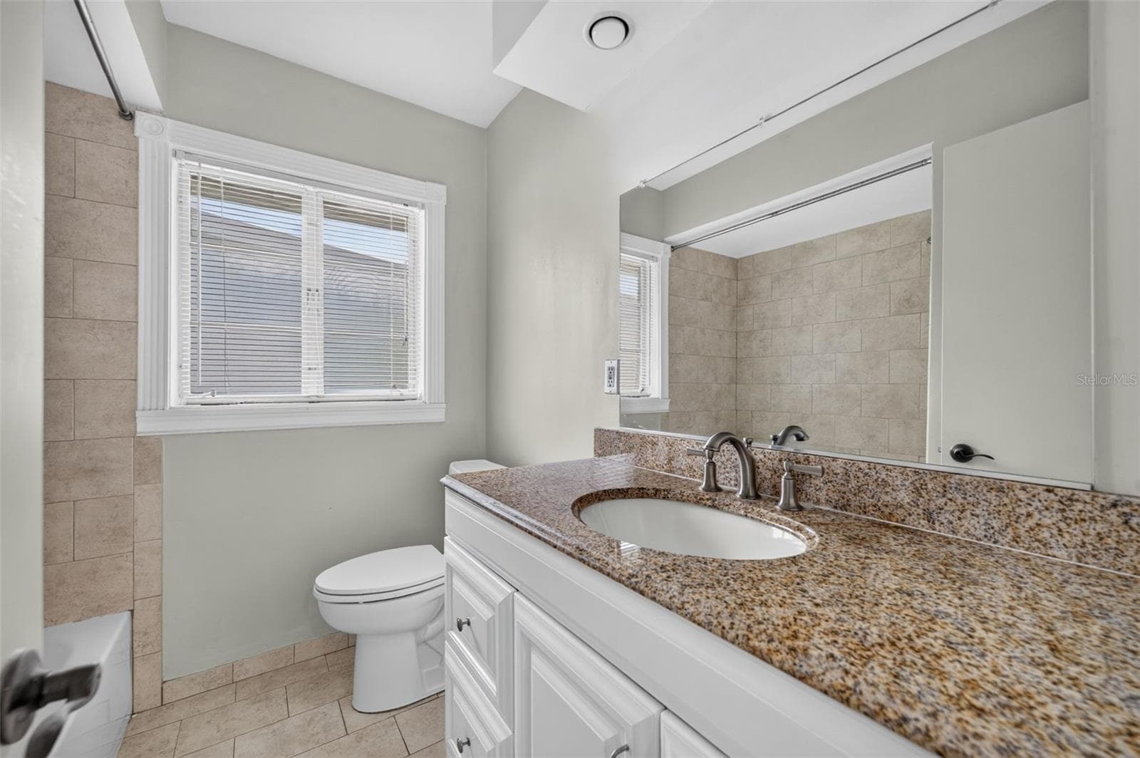 Single Family Residence at 200 SENECA TRL, MAITLAND, photo 23 of 38