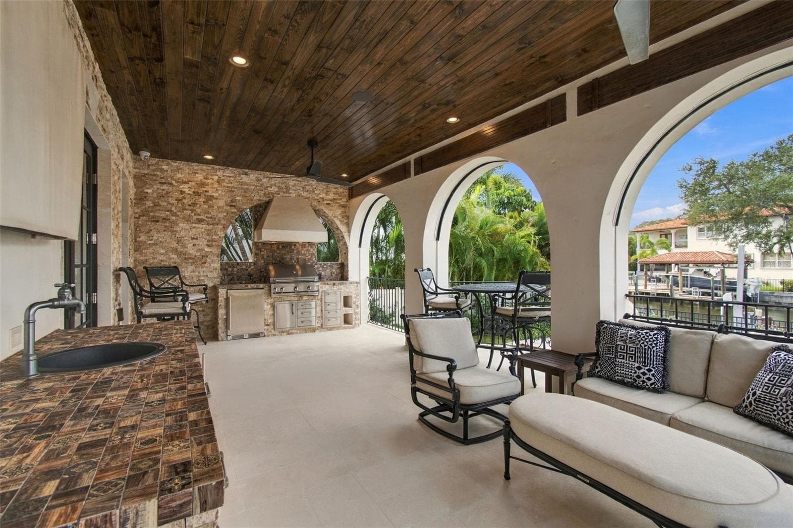 Single Family Residence at 58 MARTINIQUE AVE #1/2, TAMPA, photo 31 of 66