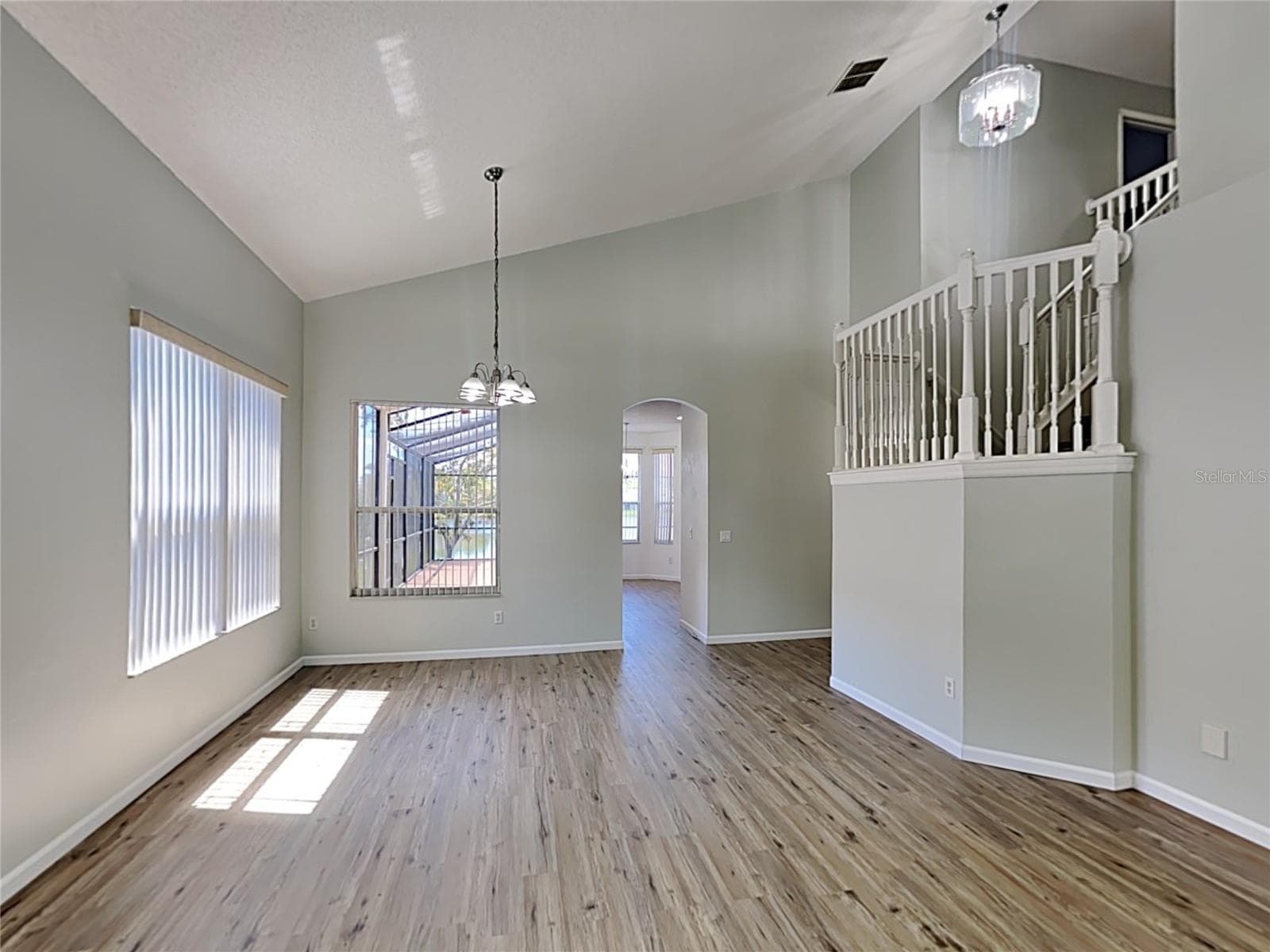 Single Family Residence at 728 HARDWOOD CIR, ORLANDO, photo 8 of 22