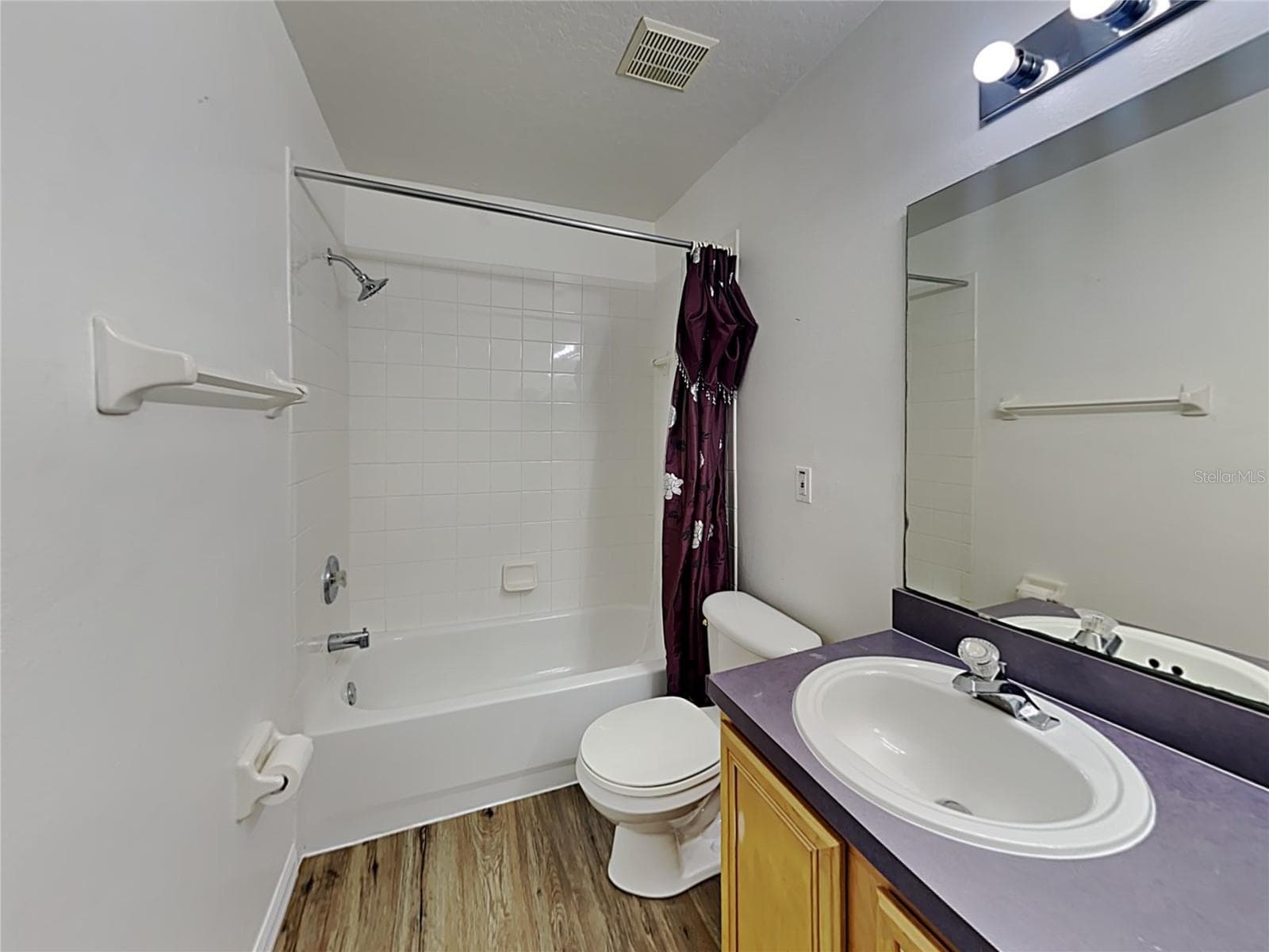 Single Family Residence at 728 HARDWOOD CIR, ORLANDO, photo 20 of 22