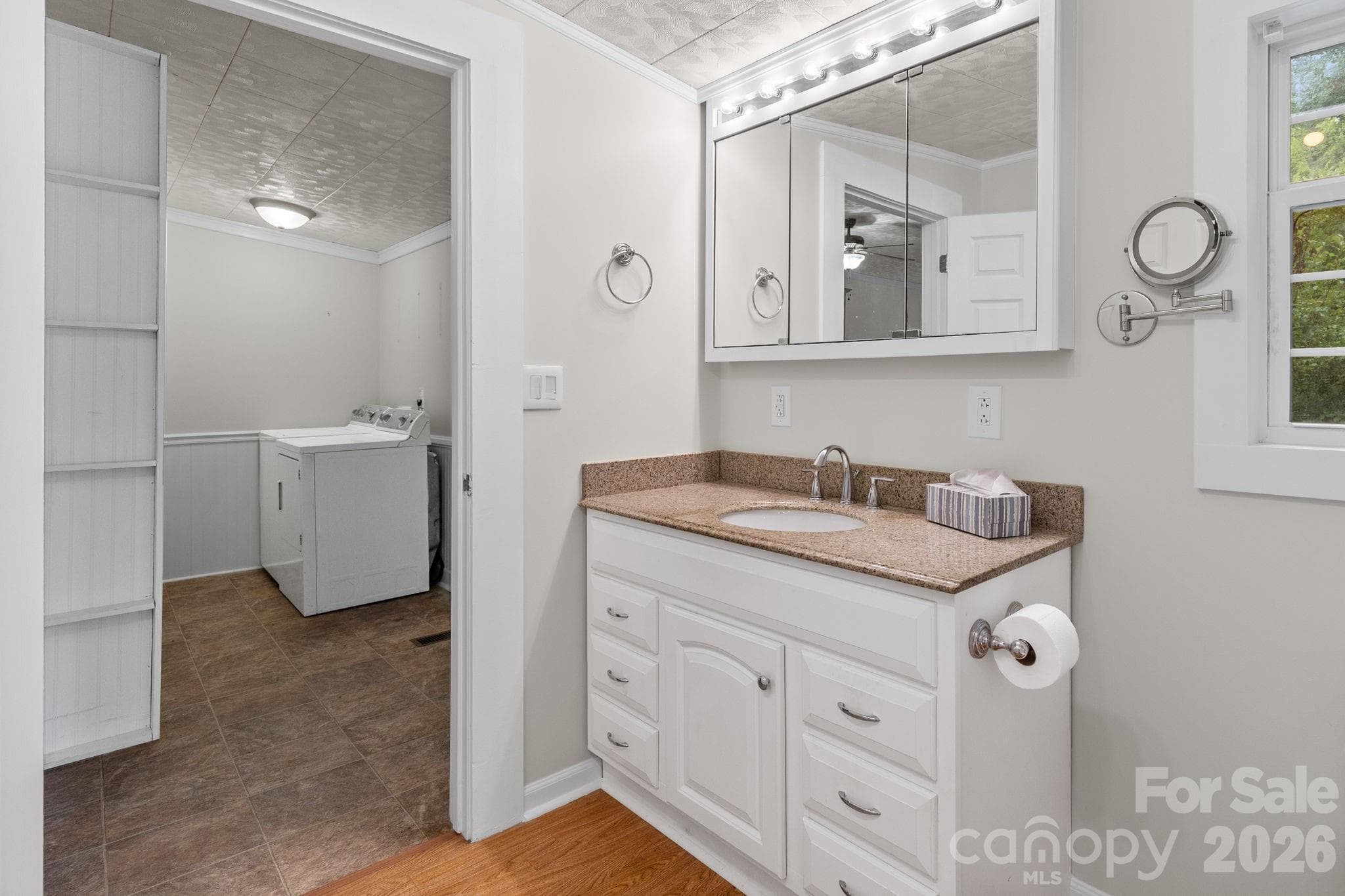 Single Family Residence at 403 Faulkner Street, Clover, photo 25 of 35