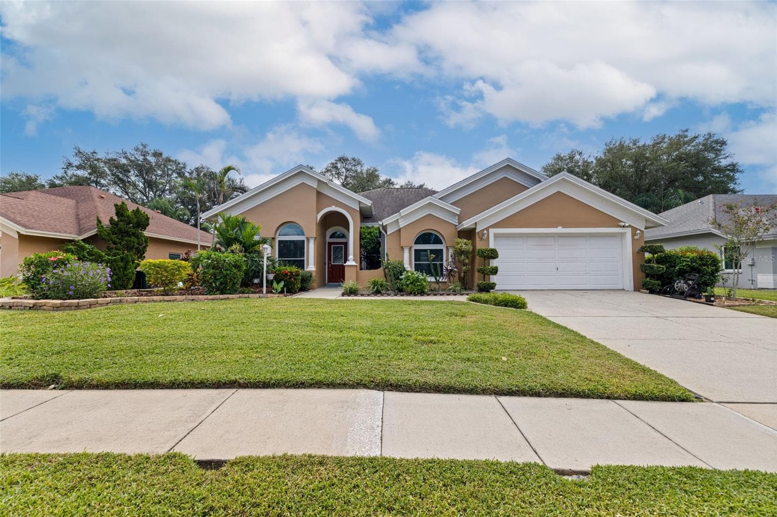 903 WHIPPOORWILL DR
