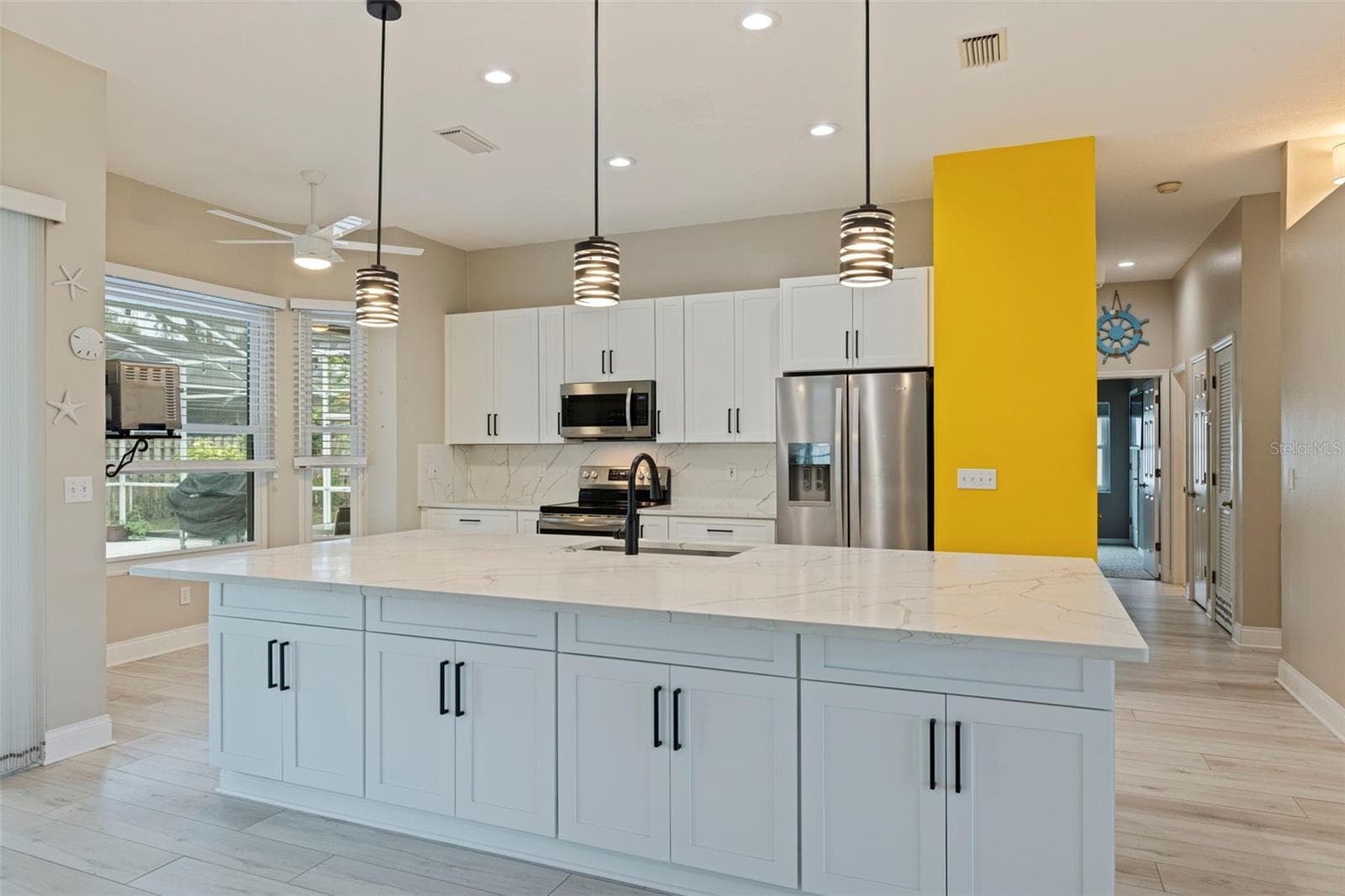 Single Family Residence at 903 WHIPPOORWILL DR, PALM HARBOR, photo 12 of 36
