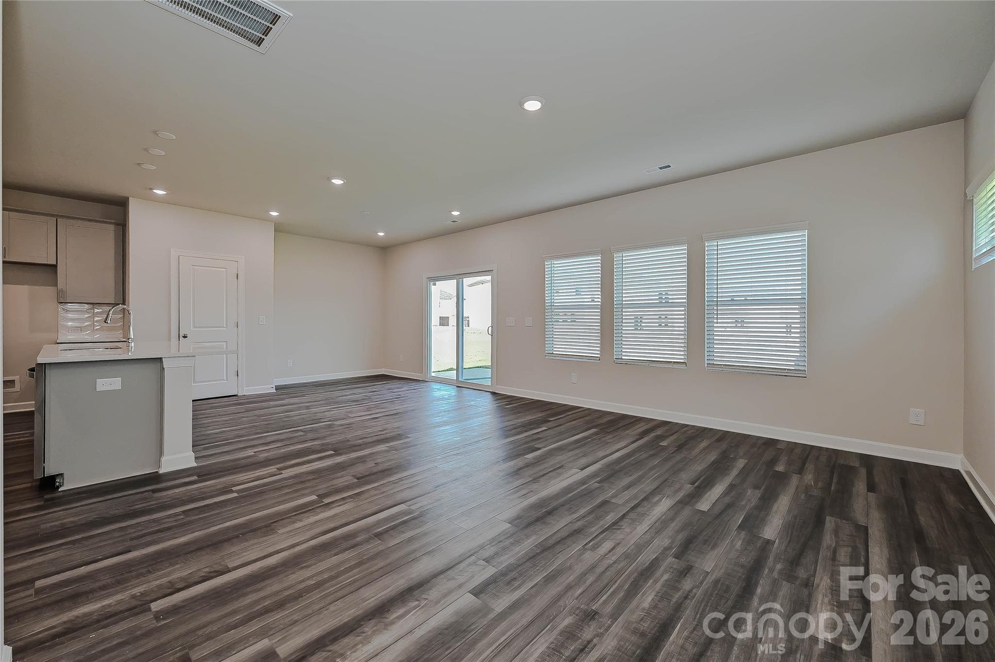 Single Family Residence at 1433 Wildflower Street, Newton, photo 3 of 17