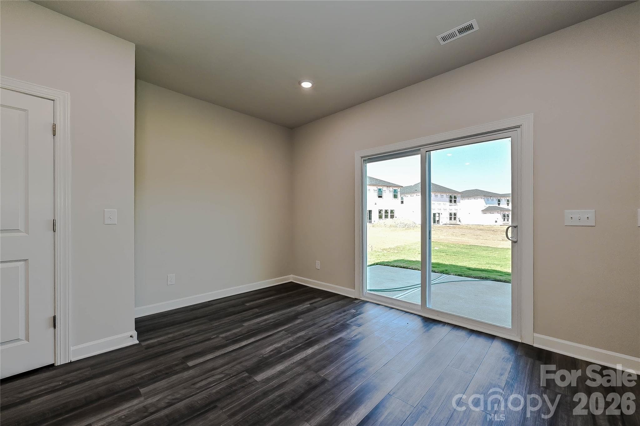 Single Family Residence at 1433 Wildflower Street, Newton, photo 6 of 17