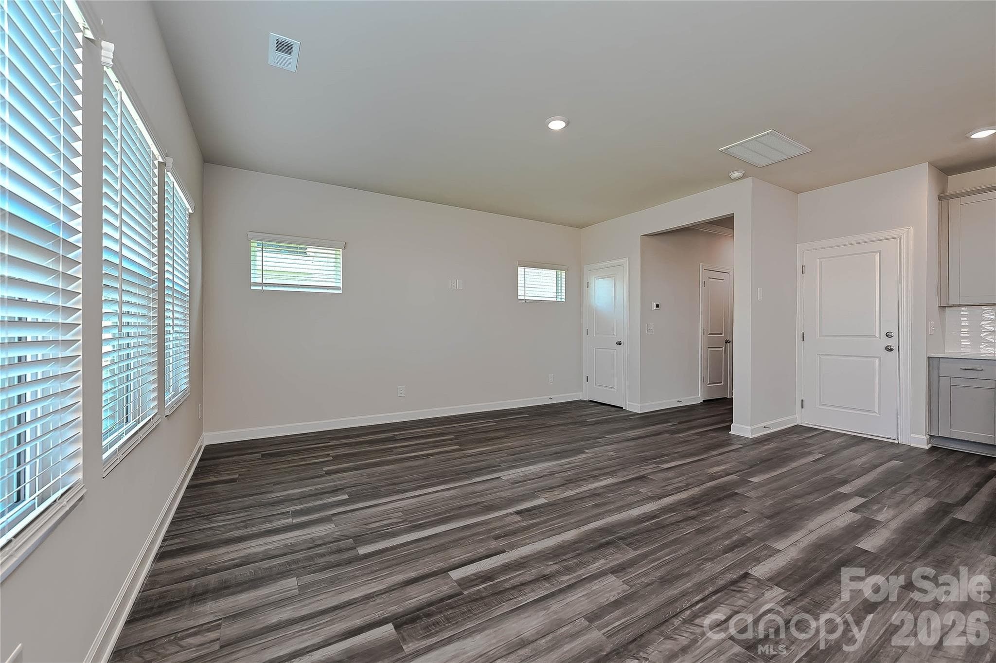 Single Family Residence at 1433 Wildflower Street, Newton, photo 8 of 17