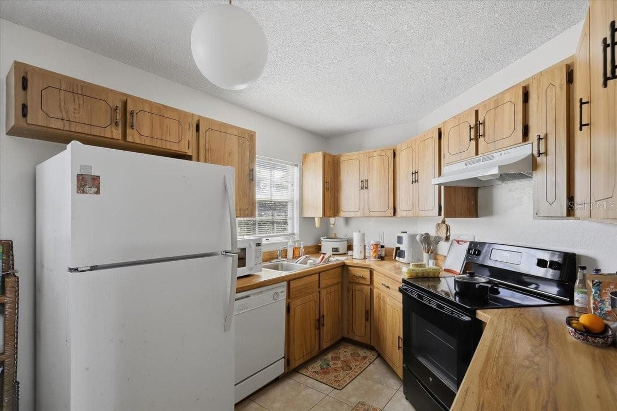 Duplex at 26 BUNKER VIEW DR #A & B, PALM COAST, photo 25 of 55