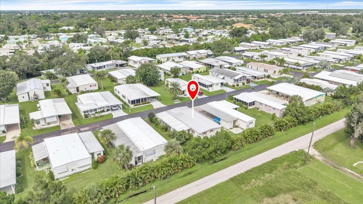 Mobile Home at 24437 HARBORVIEW RD #27, PORT CHARLOTTE, photo 33 of 50