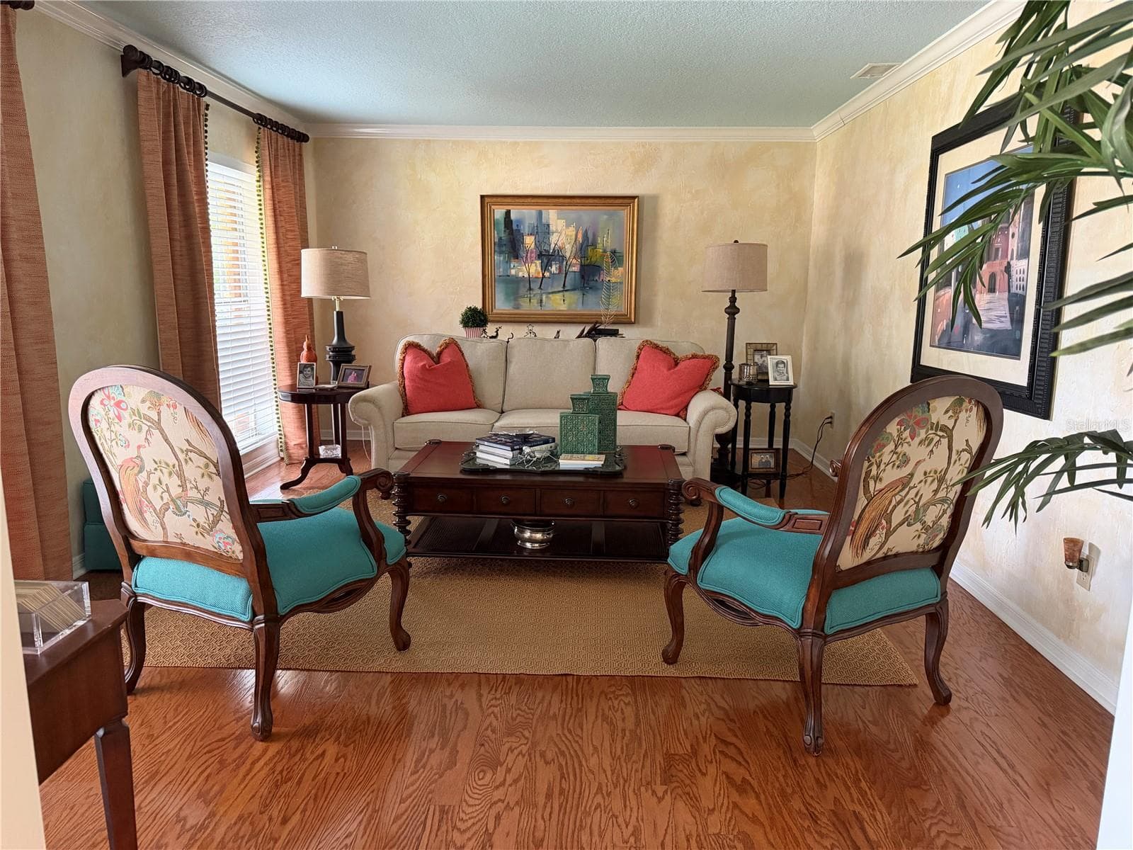 Formal living room - 1114 WALD RD, ORLANDO
