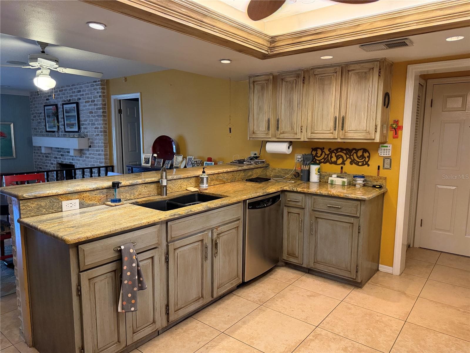 Kitchen - 1114 WALD RD, ORLANDO