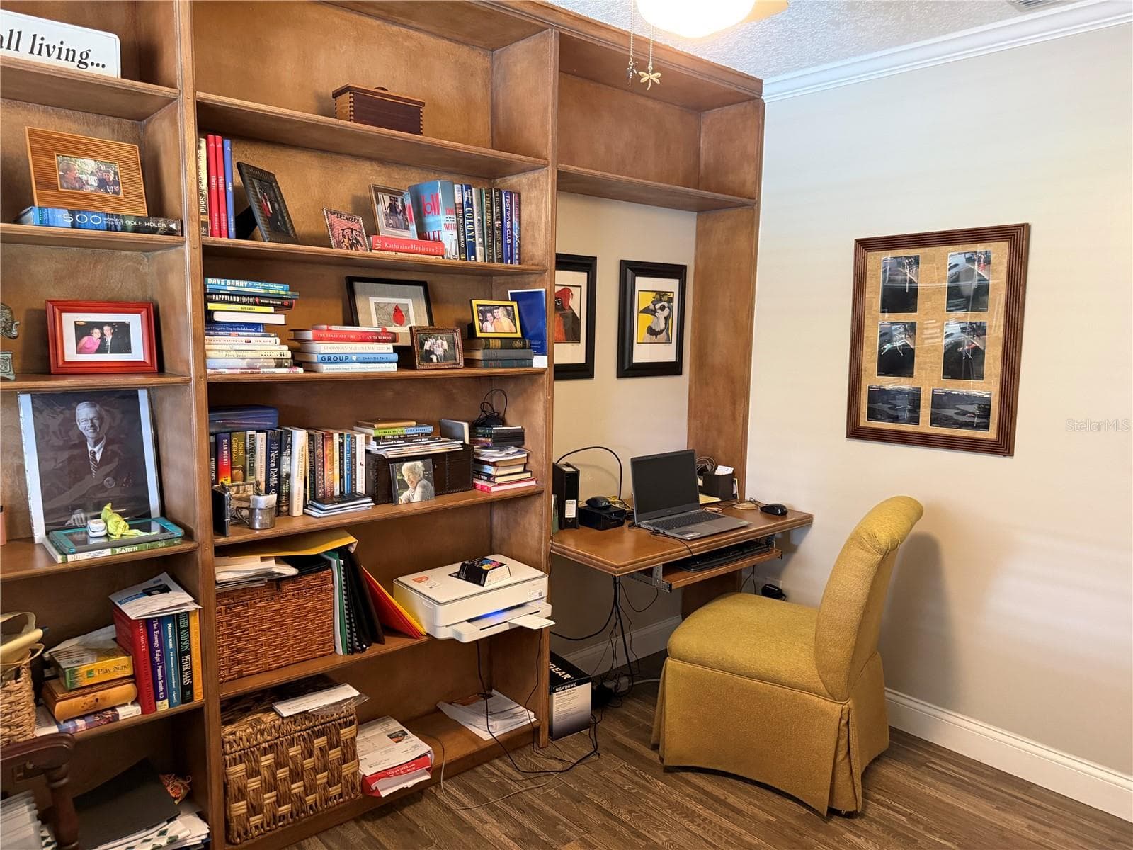 Office/5th bedroom with built-ins - 1114 WALD RD, ORLANDO