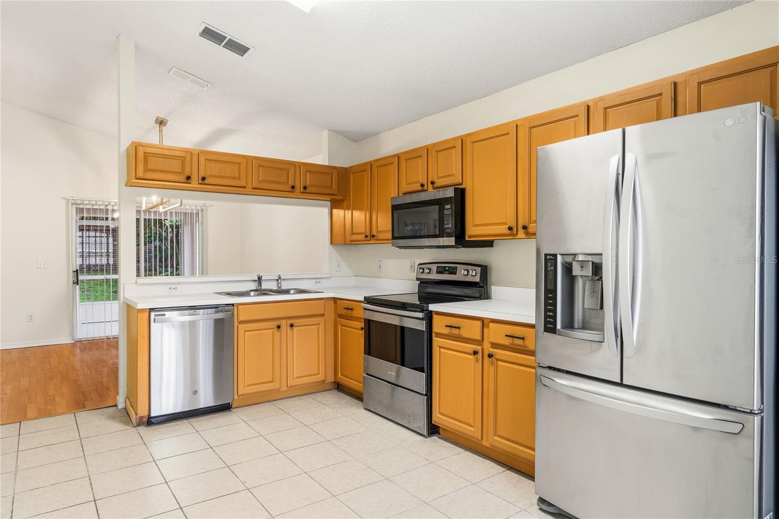 Single Family Residence at 617 RANDON TER, LAKE MARY, photo 8 of 32