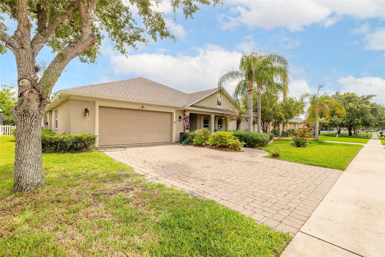 Single Family Residence at 6908 VINTAGE LN, PORT ORANGE, photo 3 of 41