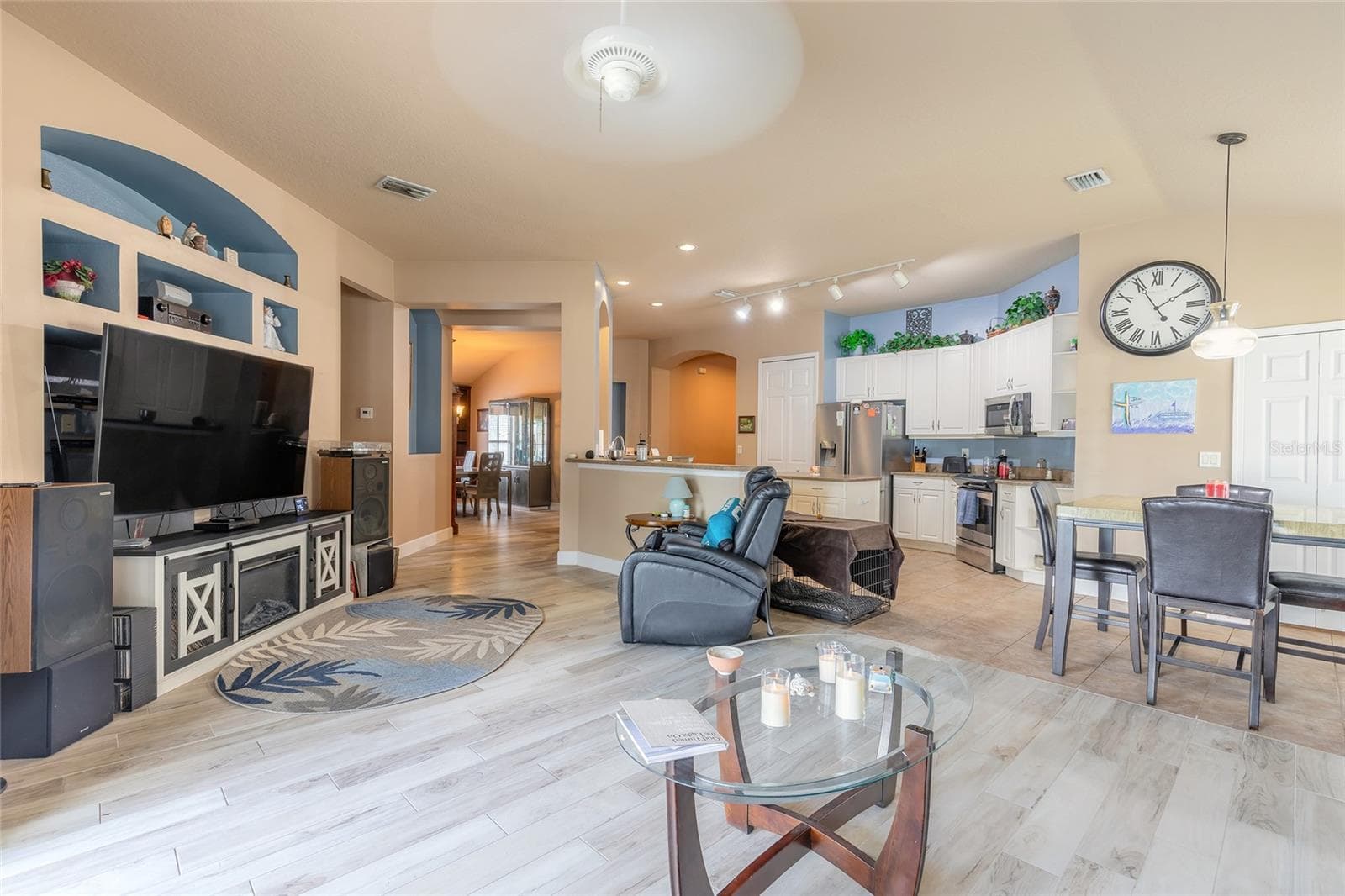Single Family Residence at 6908 VINTAGE LN, PORT ORANGE, photo 12 of 41