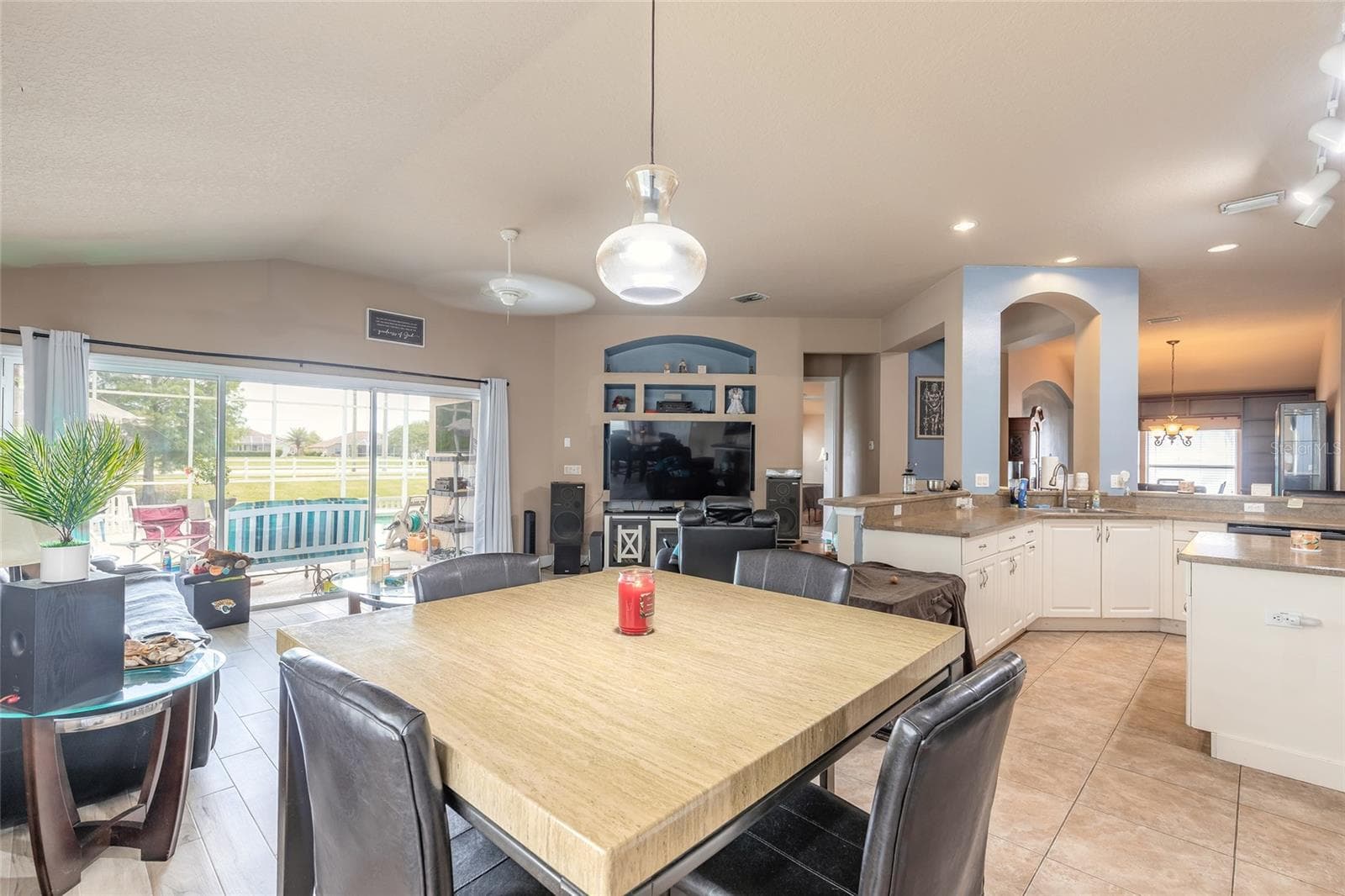 Single Family Residence at 6908 VINTAGE LN, PORT ORANGE, photo 15 of 41