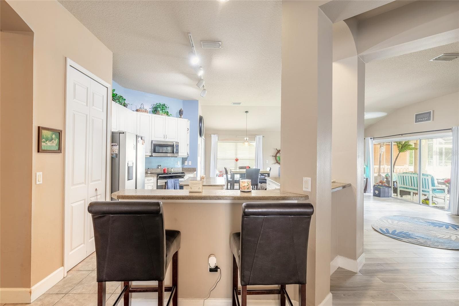 Single Family Residence at 6908 VINTAGE LN, PORT ORANGE, photo 19 of 41