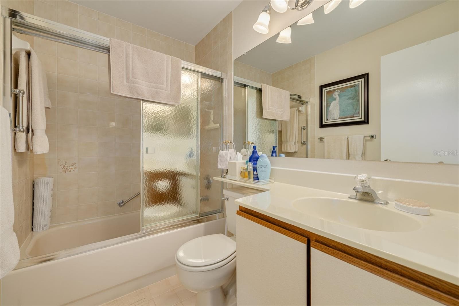 Bath #2 - 3185 CHARTER CLUB DR #B, TARPON SPRINGS