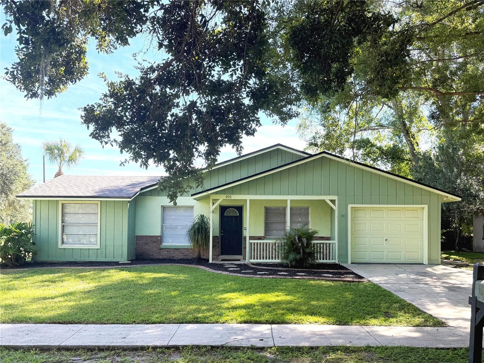 101 S FLAMINGO AVE