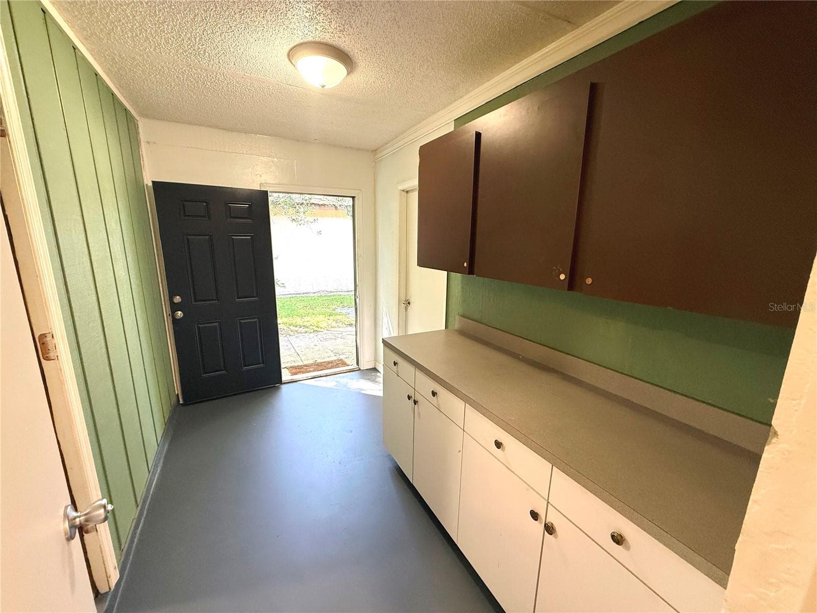 Single Family Residence at 101 S FLAMINGO AVE, WINTER SPRINGS, photo 11 of 22