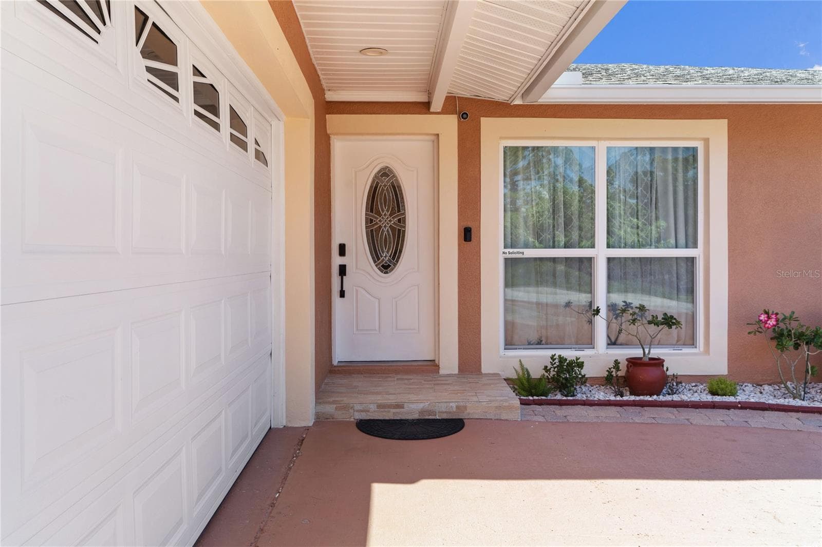 Front entry - 14501 HIGHLAND HILLS PL, TAMPA
