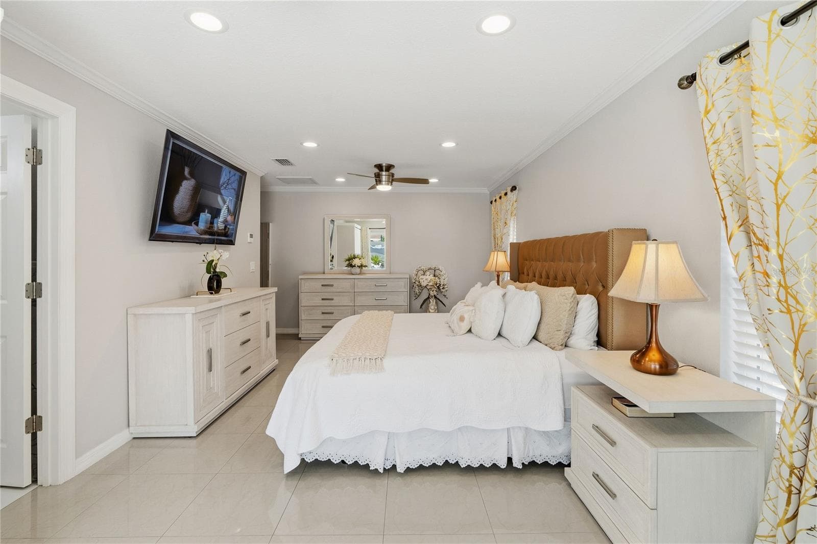 Single Family Residence at 14501 HIGHLAND HILLS PL, TAMPA, photo 17 of 55