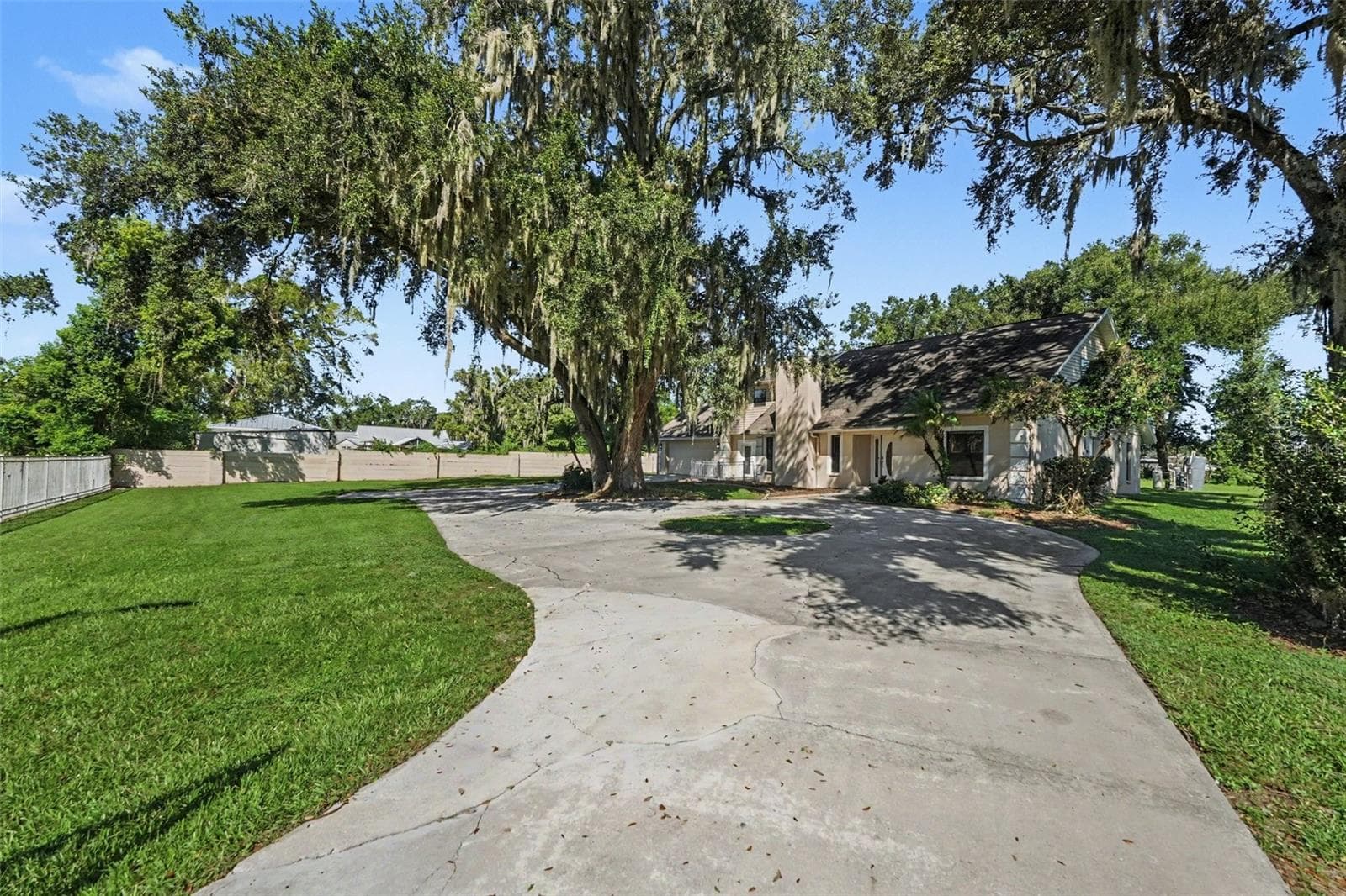 126 GOINS DR