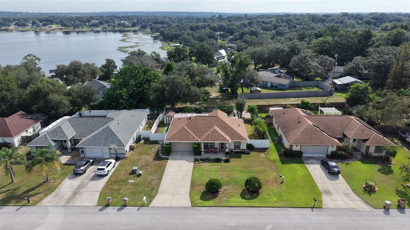 Single Family Residence at 10828 CRESCENT RIDGE LOOP, CLERMONT, photo 2 of 29