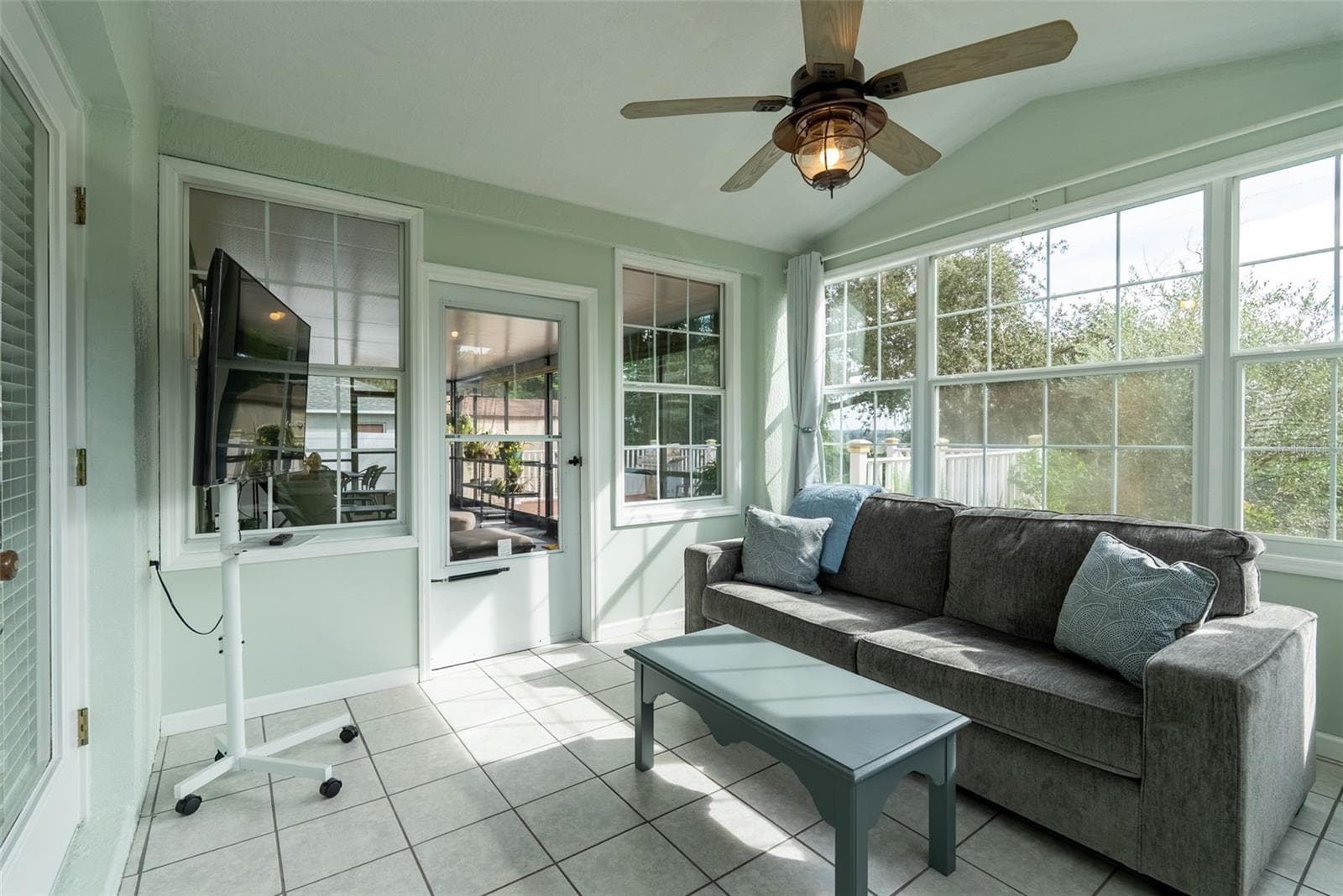 Single Family Residence at 10828 CRESCENT RIDGE LOOP, CLERMONT, photo 20 of 29