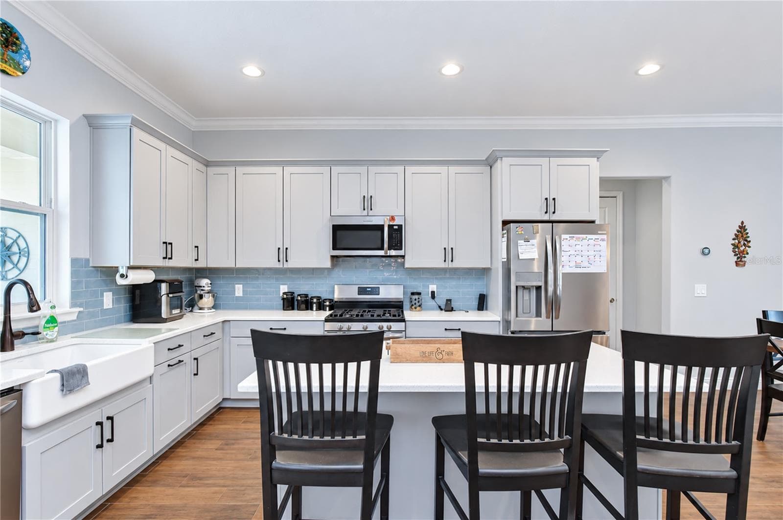 Breakfast Bar - 5746 FRONTIER DR, ZEPHYRHILLS