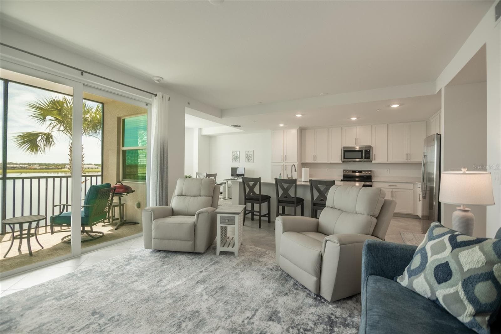 Condominium at 19140 SCALLOP LOOP #302, LAKEWOOD RANCH, photo 7 of 64