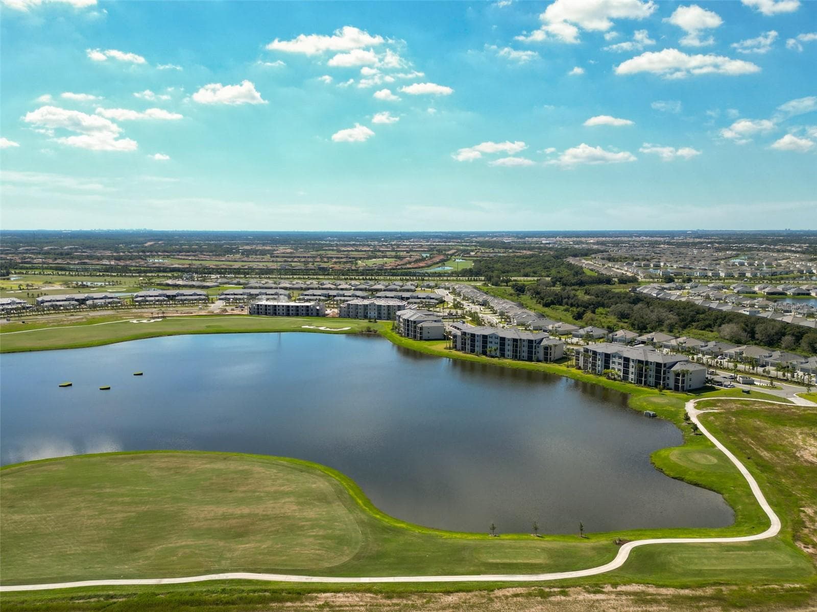 Condominium at 19140 SCALLOP LOOP #302, LAKEWOOD RANCH, photo 61 of 64