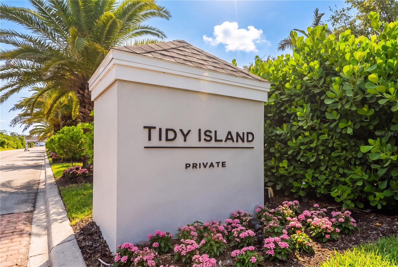 Tidy Island Community - 44 TIDY ISLAND BLVD, BRADENTON