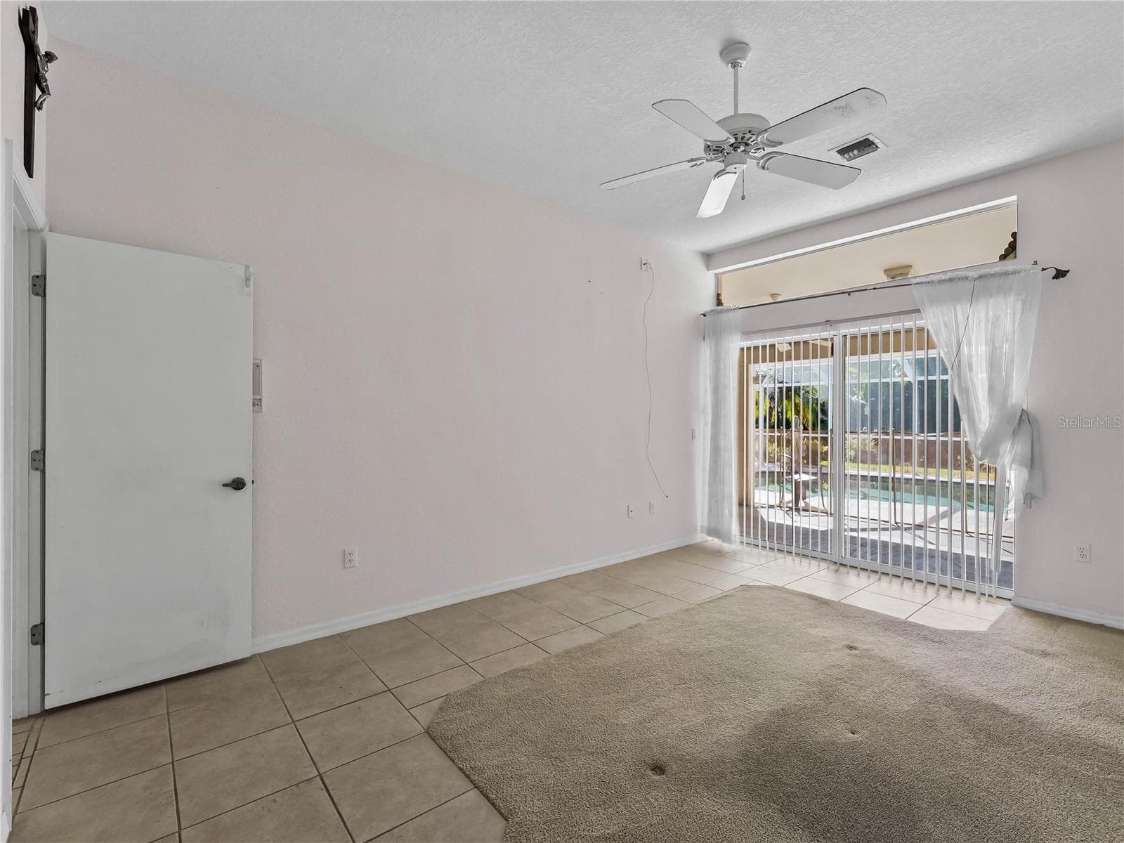 PrimarySuite_134TocopillaStreet_PuntaGorda_NaturalLight_WindowView.jpg - 134 TOCOPILLA ST, PUNTA GORDA